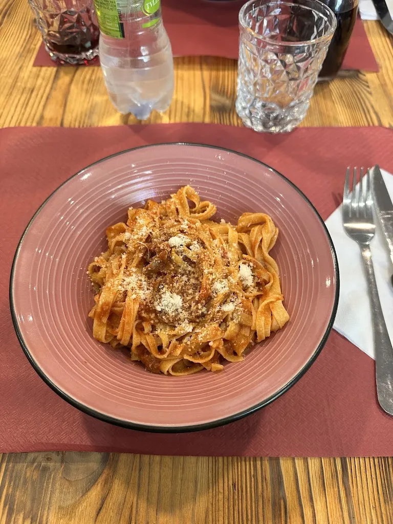 Acqua minerale_Bettona_slider_image_2