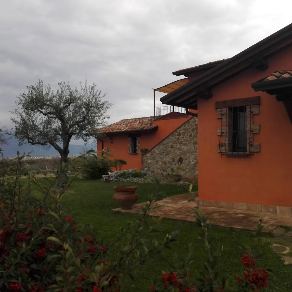 Chiara 1976_Agriturismo Tenuta del Perugino_Bettona_review