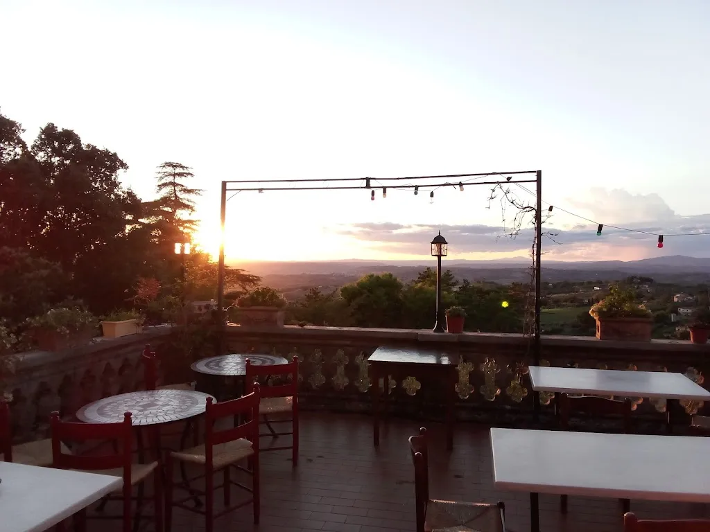 Ristorante Albergo Osteria Del Mandorlo Calvi Dell'Umbria ristorante a Calvi dell'Umbria