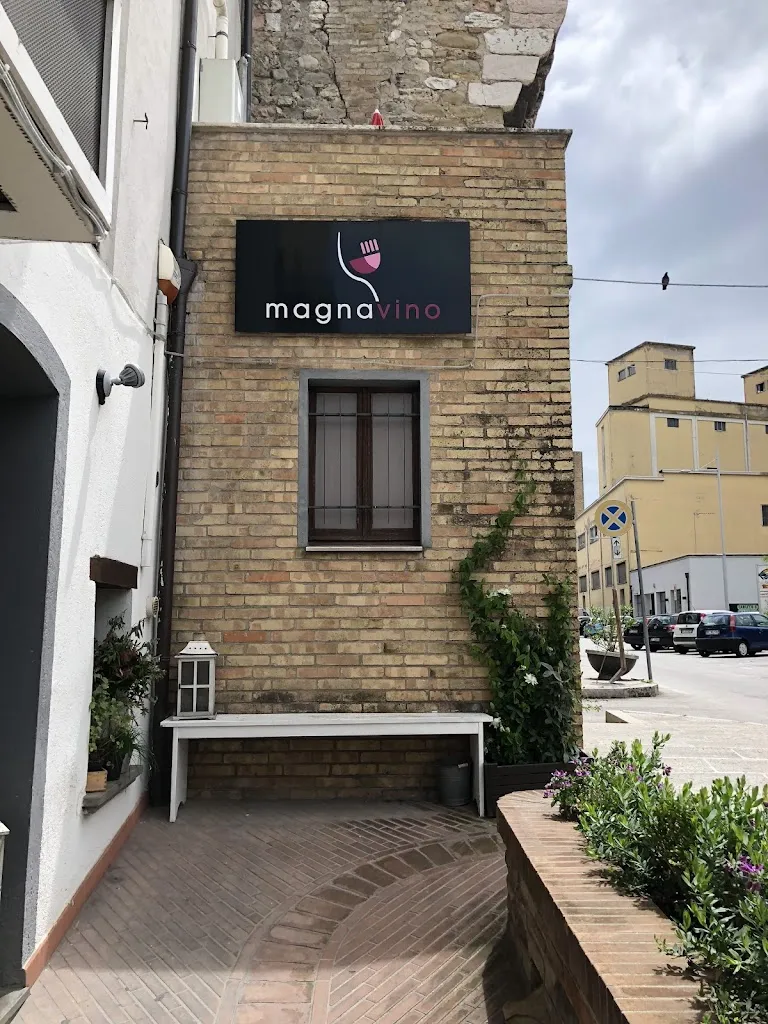 Ristorante Magnavino_Bastia umbra_slider_image_1