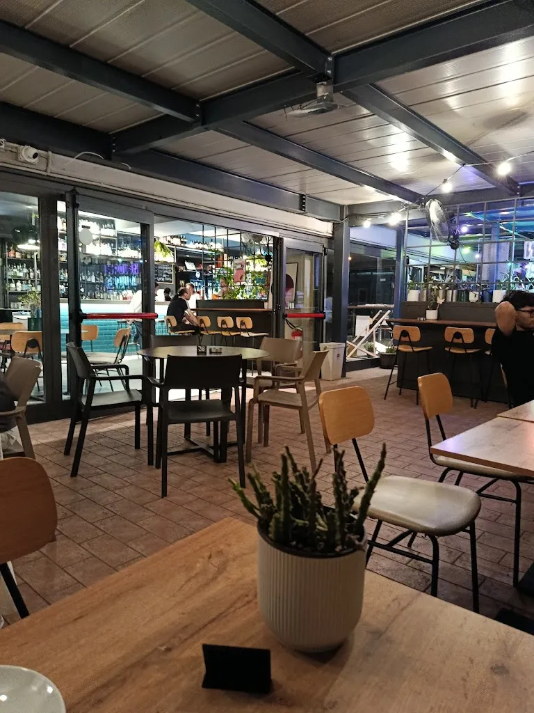 ROBERTO COSTANTINI_DATE social food Bastia Umbra_Bastia umbra_review