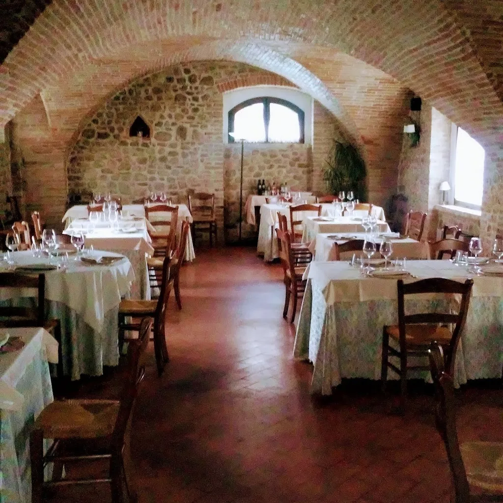 Ristorante la Madonnina restaurant in Bastia umbra