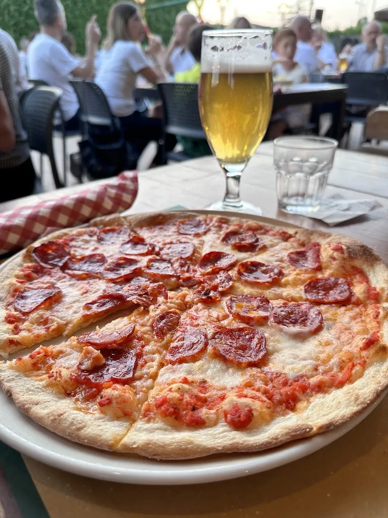 Gargotta_Bastia umbra_slider_image_2