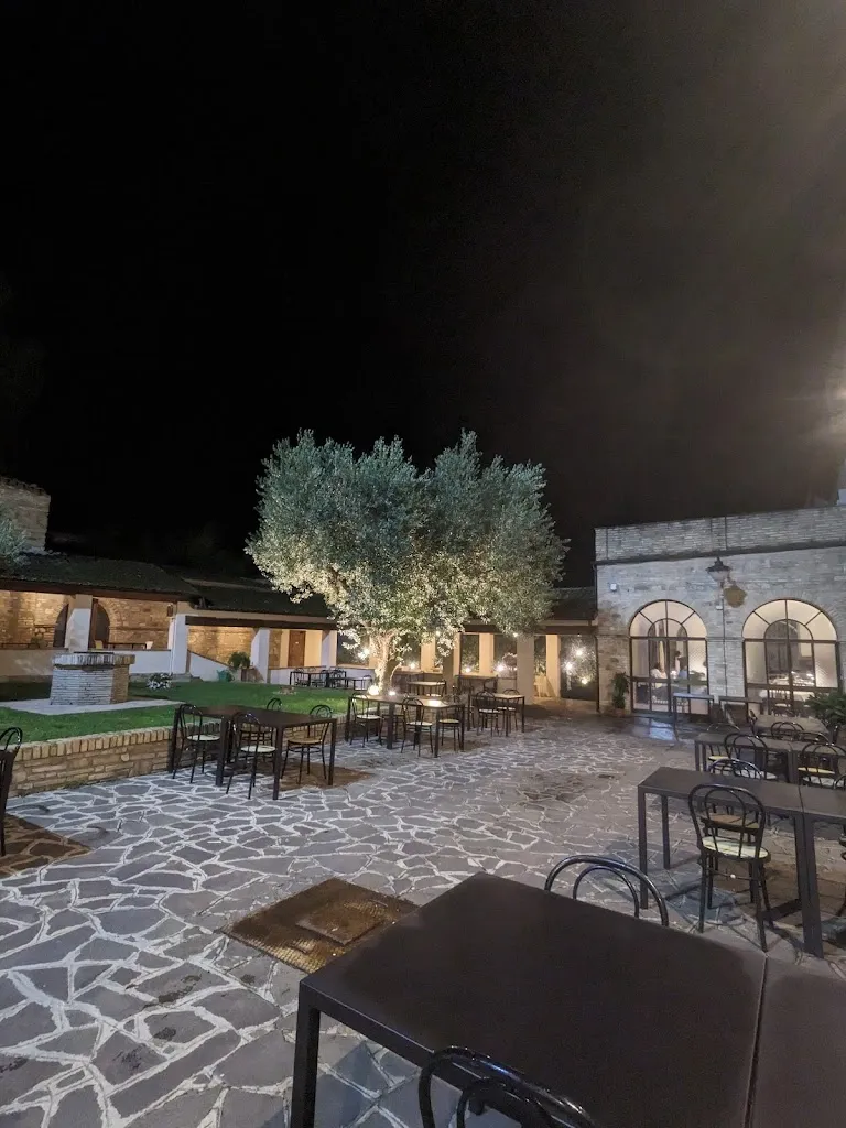 Mitch Rutherford_Al Monastero_Bevagna_review