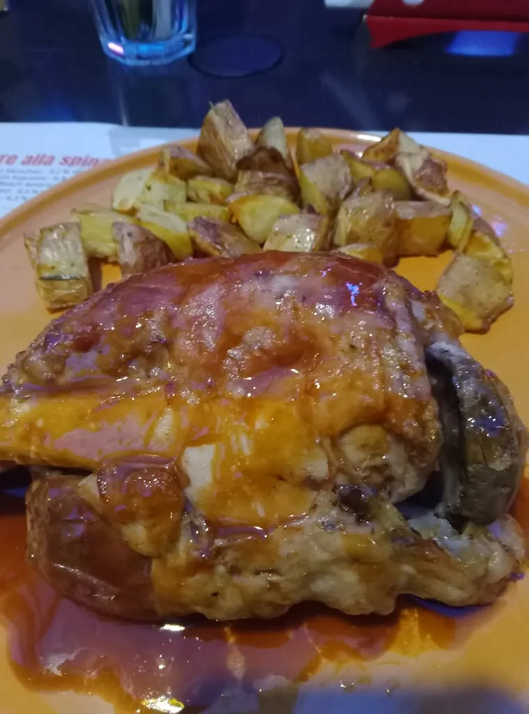 Tiziano ScoccA_Pipa_Muro Leccese_review