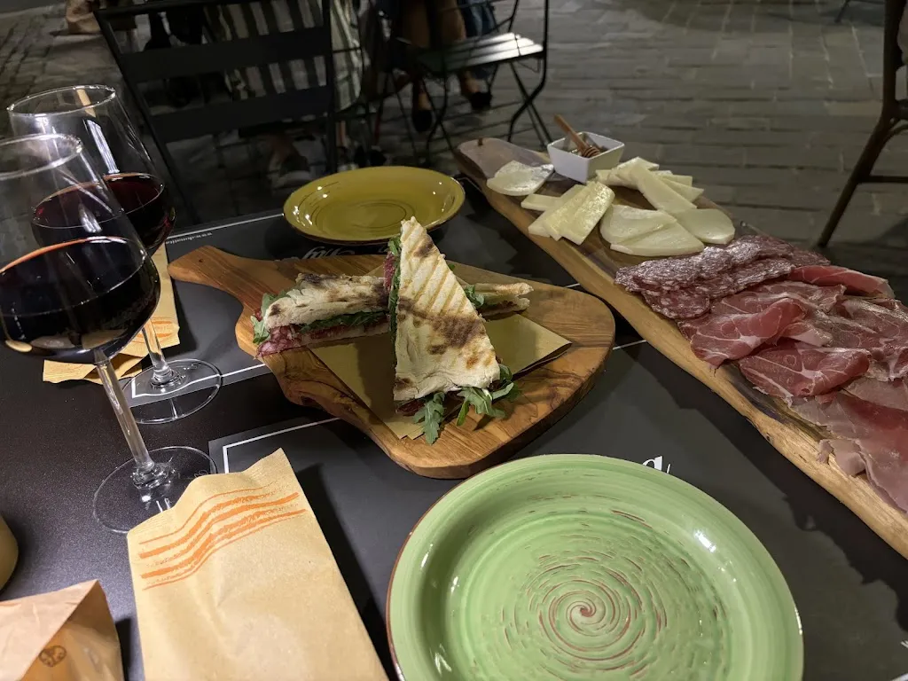 Enoteca La Trifola_Bevagna_slider_image_2