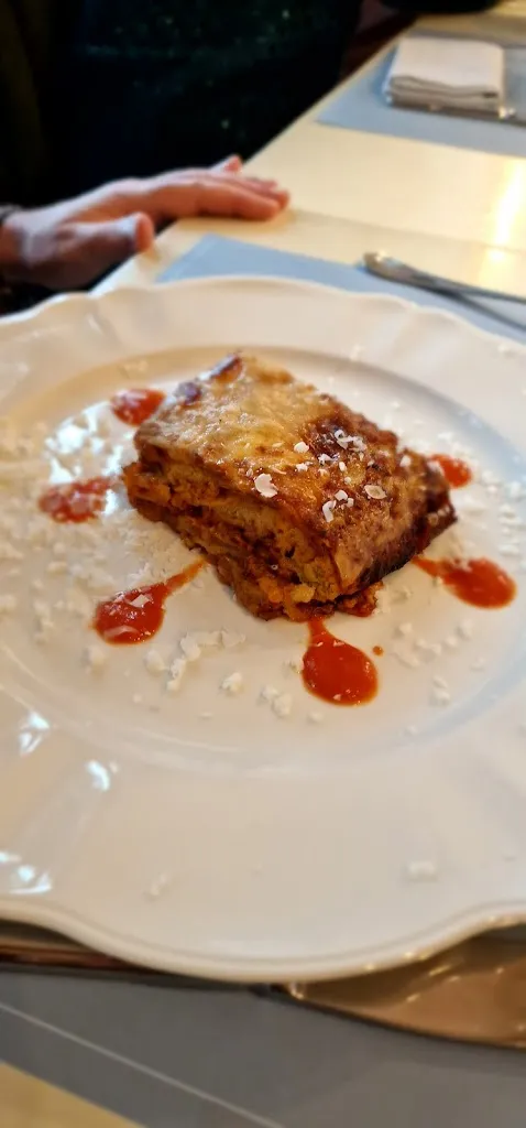 Daniel J.N. Morris_Le Delizie Del Borgo_Bevagna_review