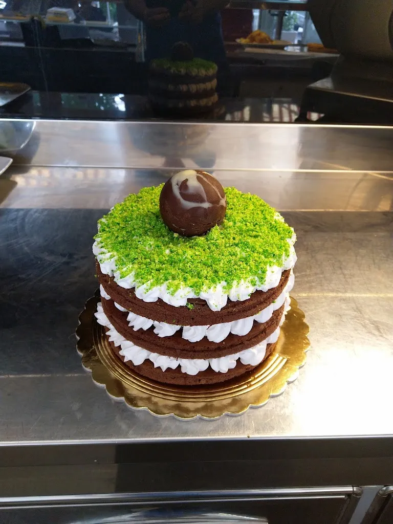 Bar Gelateria Pizzeria L'Incontro Di Lorusso Vincenzo E Giovanni_Castel Ritaldi_slider_image_3