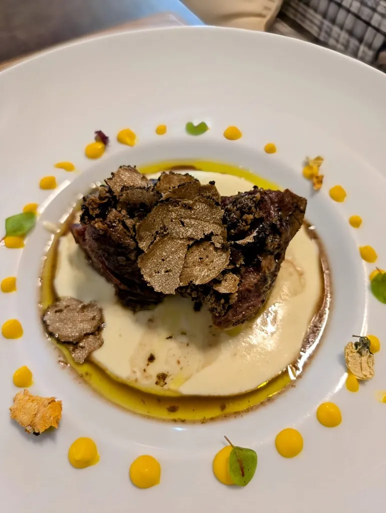 Ashley James_Tuber Experience_Campello sul Clitunno_review