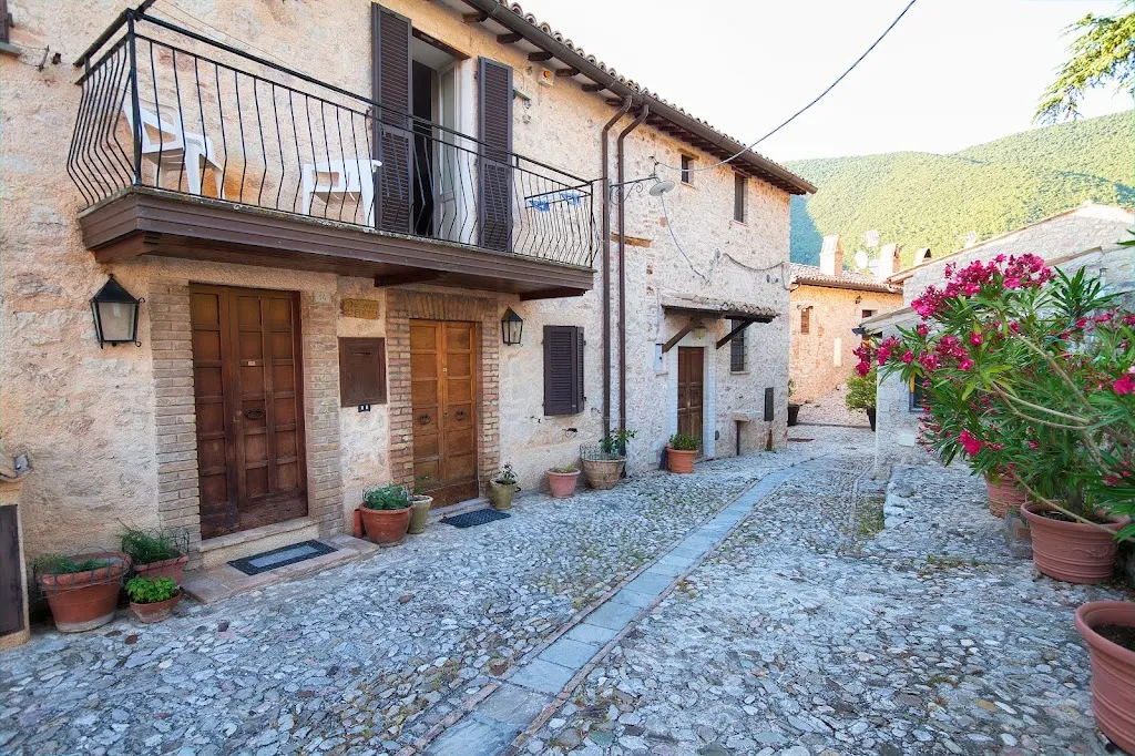 Il Castello di Campello_Campello sul Clitunno_slider_image_3