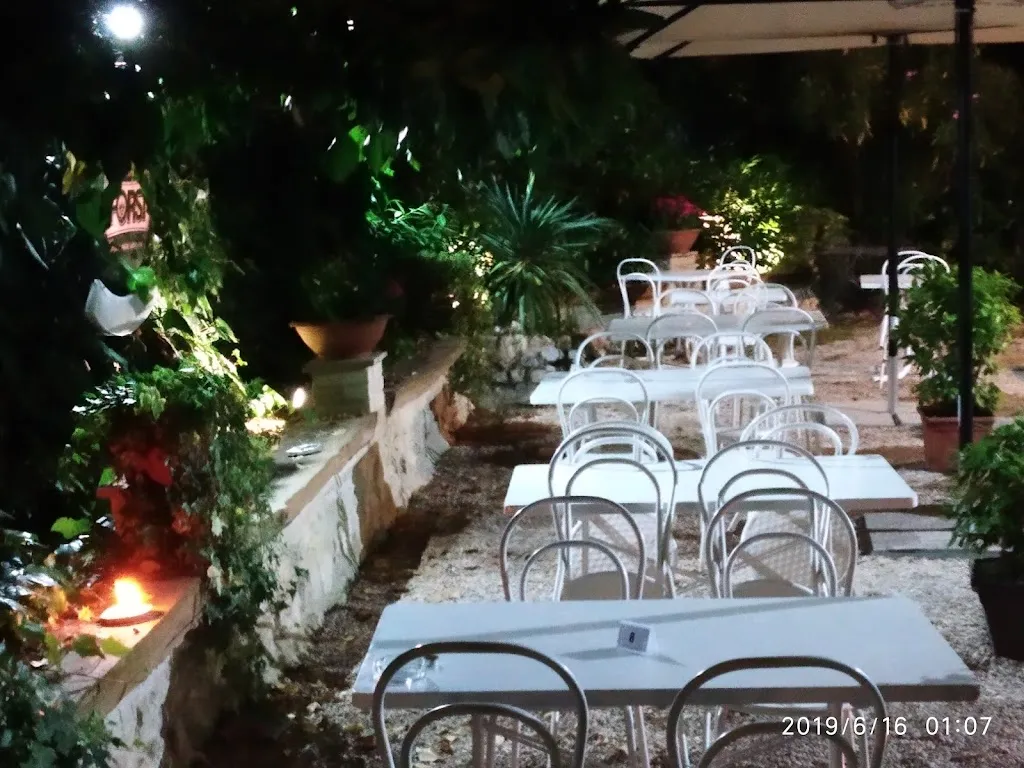 Ristorante Pizzeria GLI OLMI2 restaurant in Campello sul Clitunno