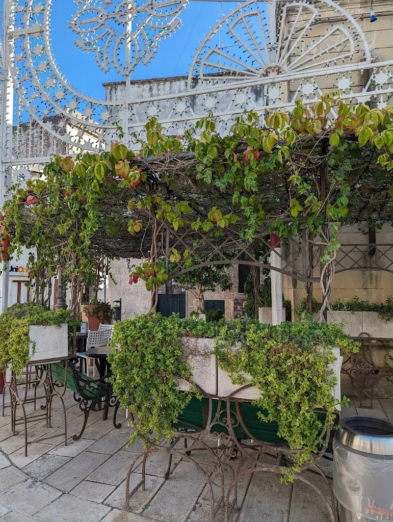 Amelia Eie_Caffè Miron di Toma Ferruccio_Muro Leccese_review