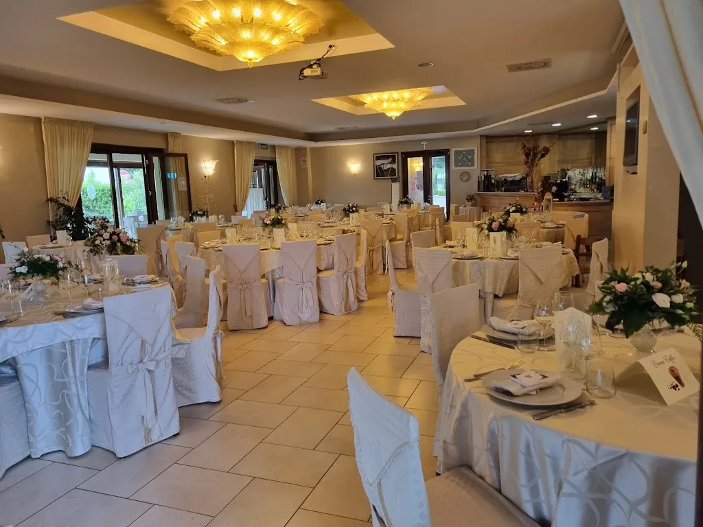 Relais Dei Principi restaurant in Casteltodino