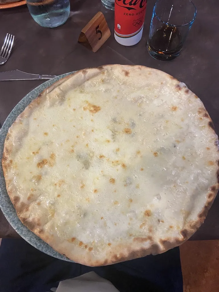 Alessandro Ciucci_Pizzeria Bar L'Erbavoglio_Casteltodino_review