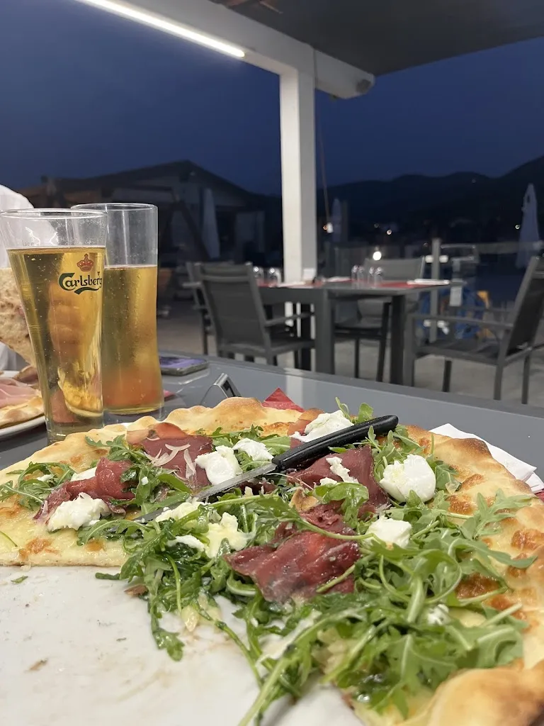Claudia Aschi_Restaurant Pizzeria Pub GANS_Cascia_review