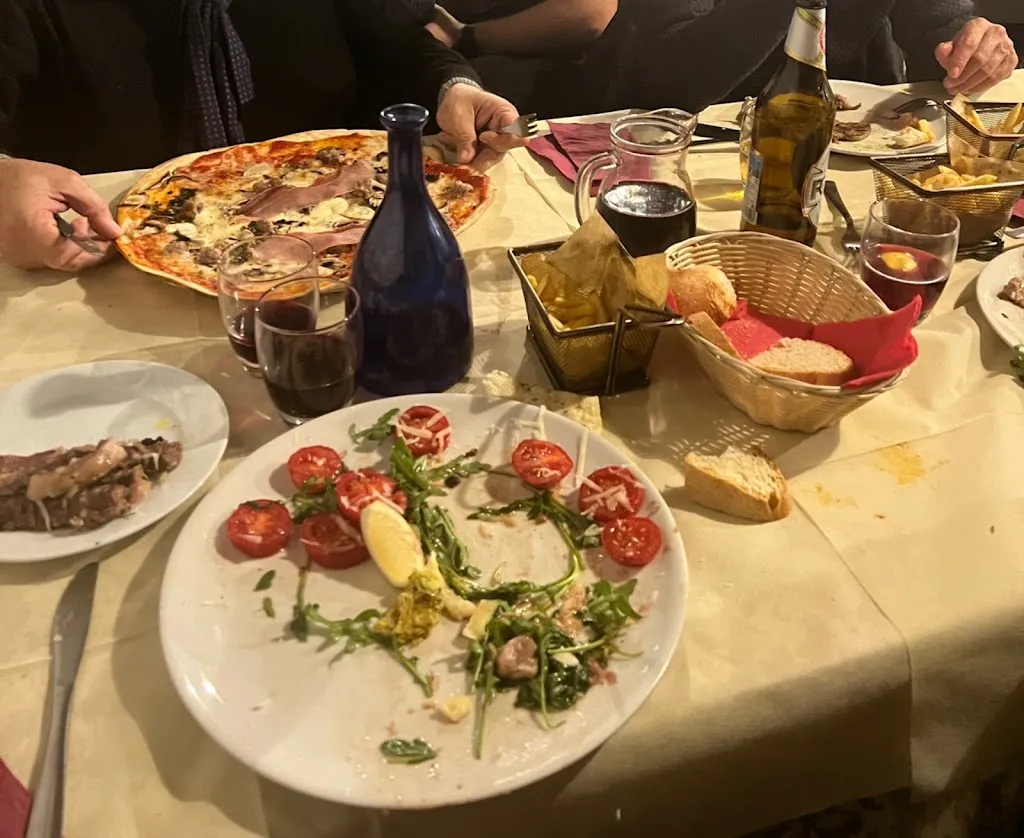 Menu_La Lanterna Restaurant Pizzeria_Cascia_image_6