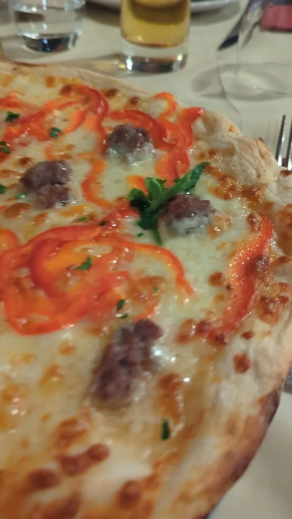 La Lanterna Restaurant Pizzeria_Cascia_slider_image_2