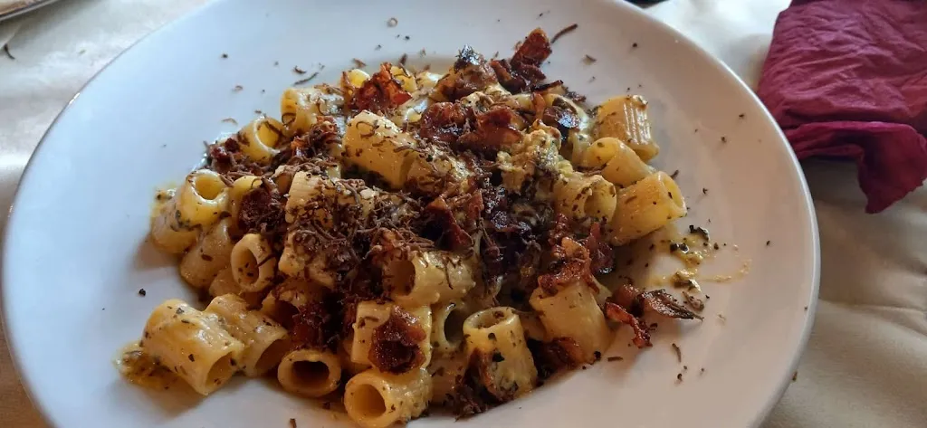 La Lanterna Restaurant Pizzeria_Cascia_slider_image_3