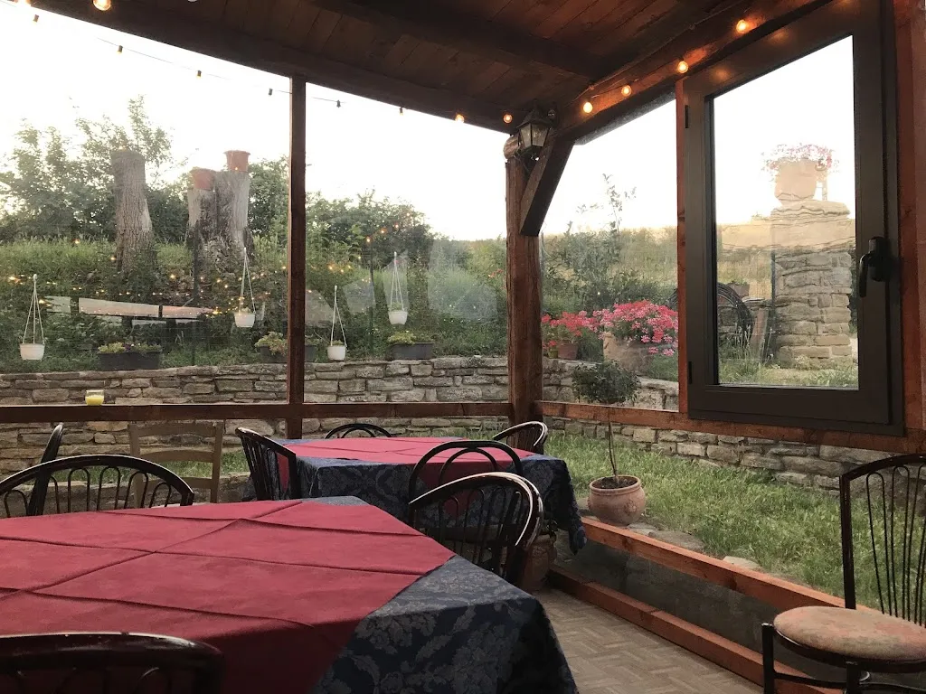 Agriturismo Ristorante La Terra Ribelle_Cipolleto_slider_image_1