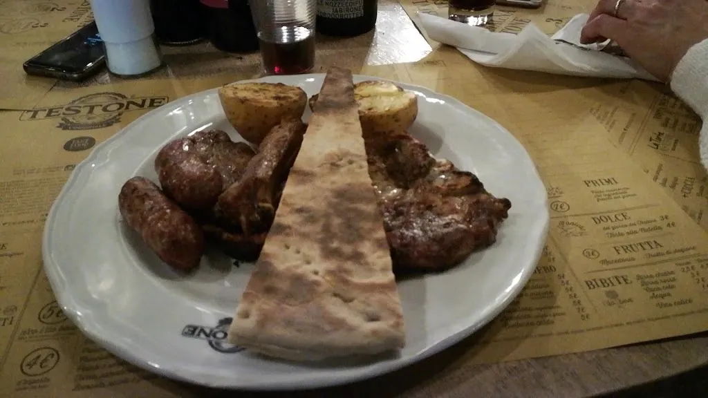 Testone - Ellera_Chiugiana-La Commenda_slider_image_2