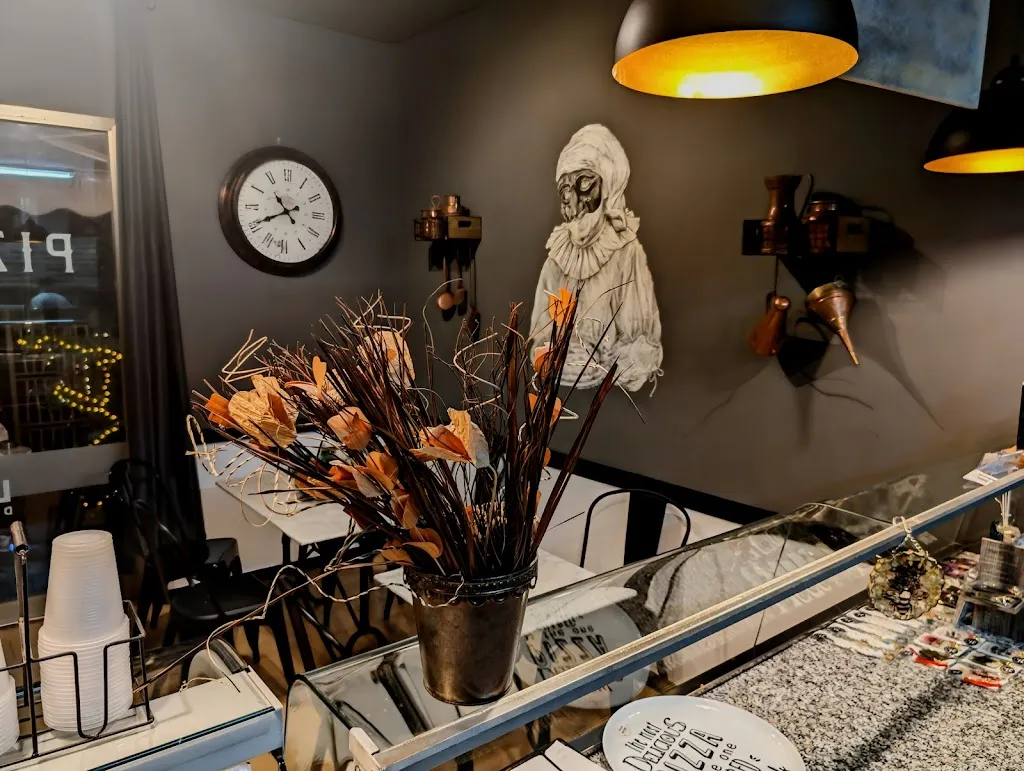 Pizzeria L'Oasi_Chiugiana-La Commenda_slider_image_3