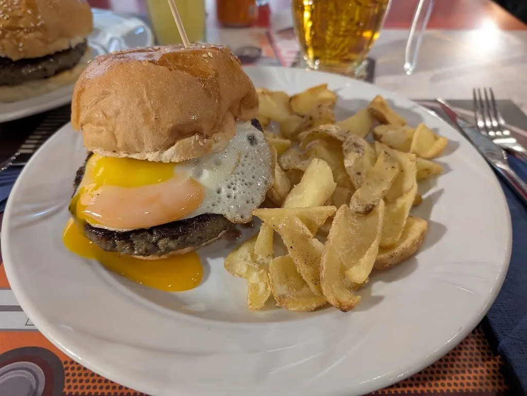 50's ristoburger_Chiugiana-La Commenda_slider_image_3