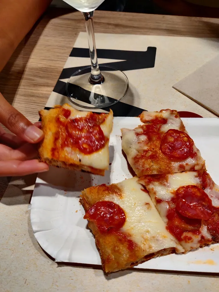 Menchetti - Gherlinda_Chiugiana-La Commenda_slider_image_2