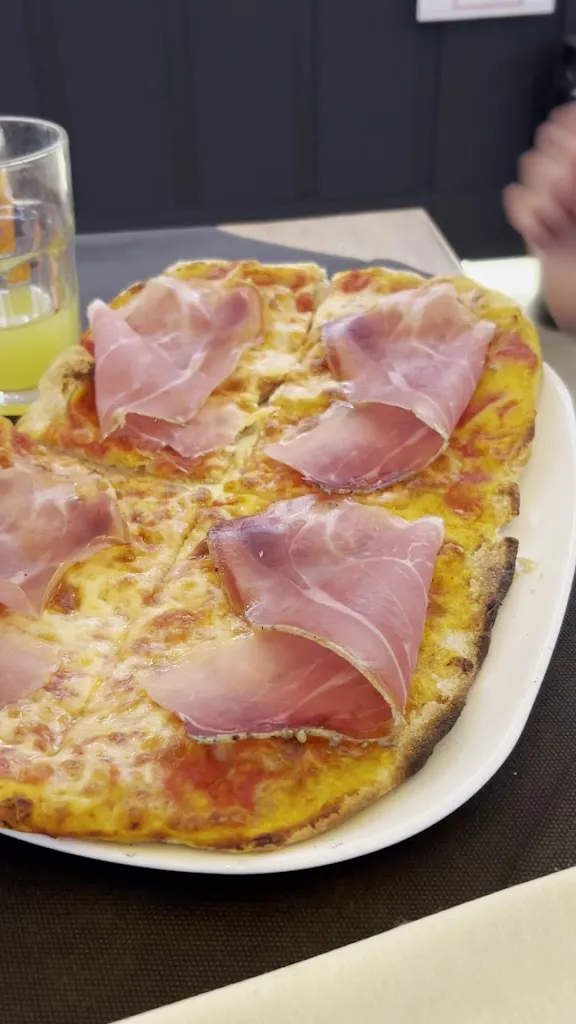 Via Roma - Ristorante e Pizzeria a Castiglione del Lago_Castiglione del Lago_slider_image_2