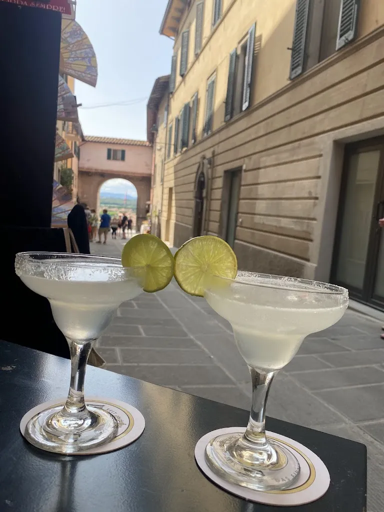 Menu_Dr.Jekyll & Mr.Hyde - Bistrot And Speakeasy_Castiglione del Lago_image_3