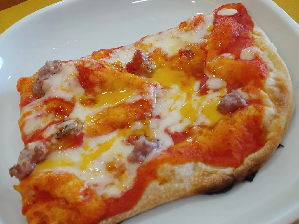 Deanna Wolff_BAR PIZZERIA RESTAURANT SELF 