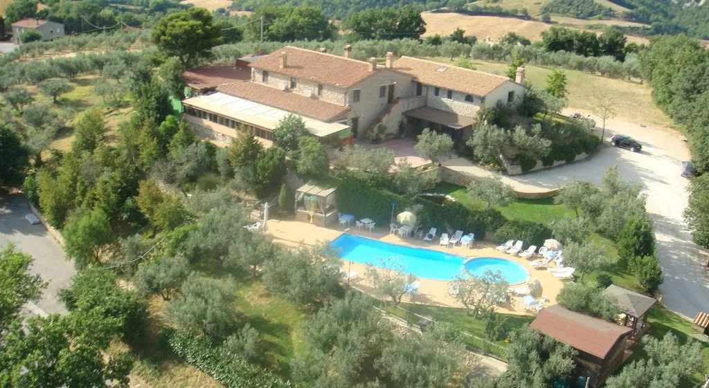 Agriturismo La Casella_Collazzone_slider_image_1