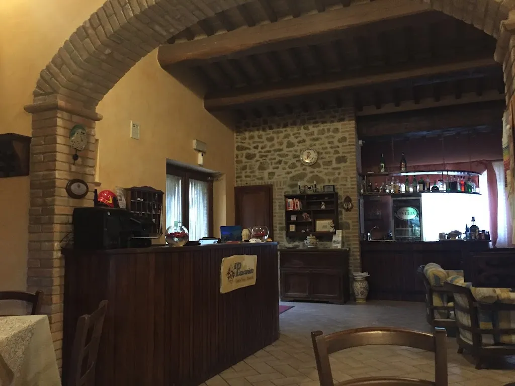 Bob Plunkett_Country House Il Piancardato_Collazzone_recensione