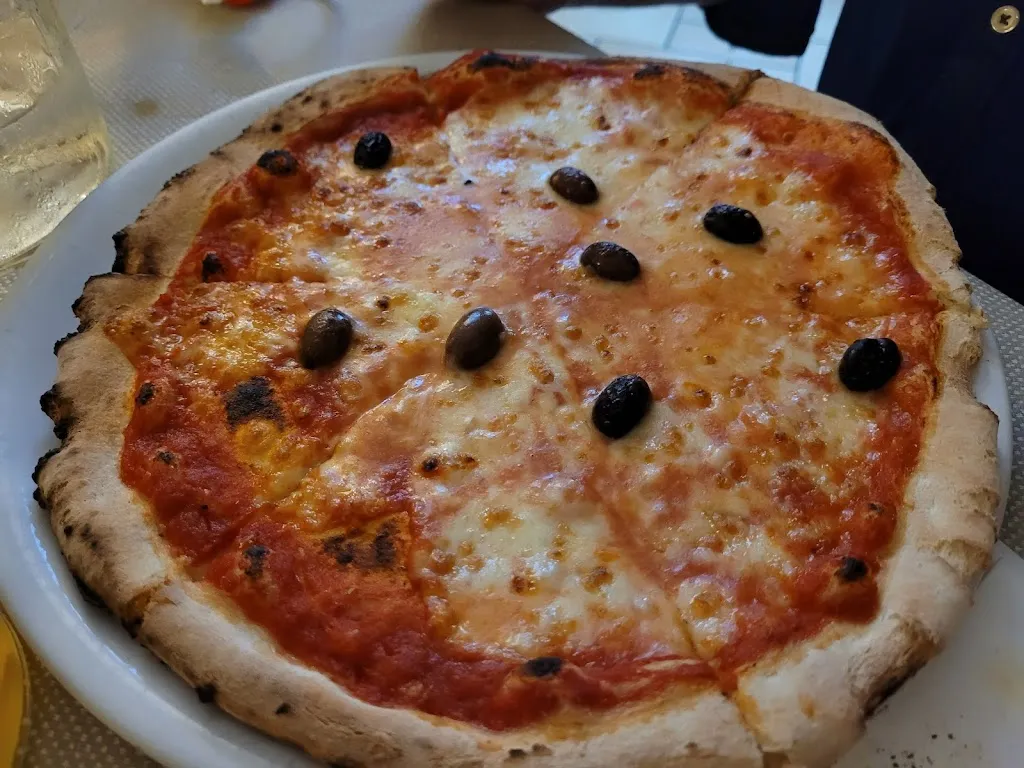 Abigael Castillo _Pizzeria Ristorante 