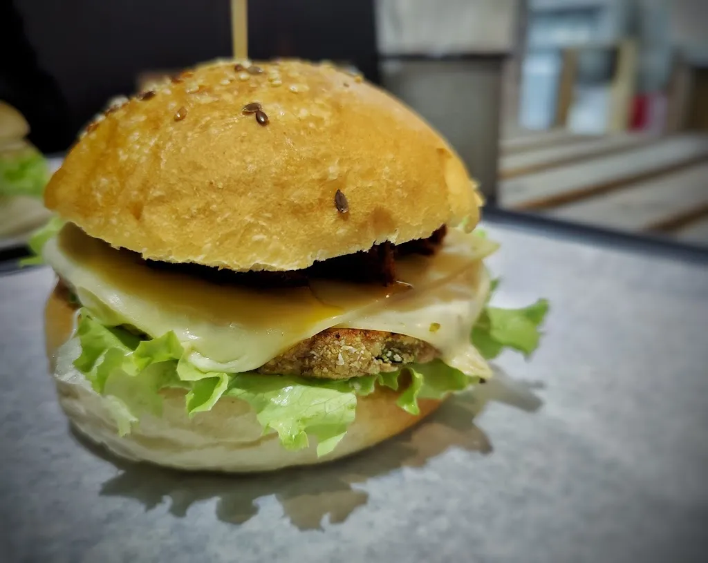 Menu_LEOBURGER_Città di Castello_immagine_5