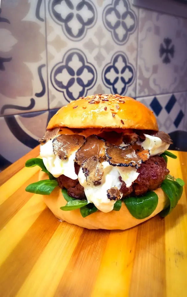 Menu_LEOBURGER_Città di Castello_immagine_7