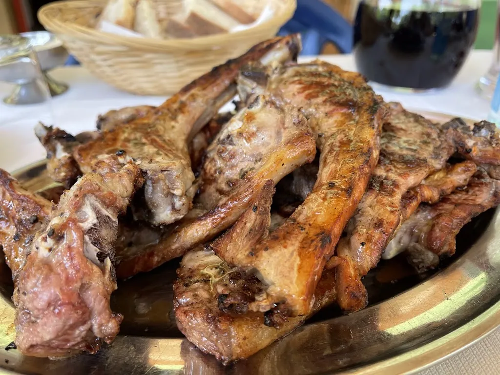 Collina Dei Cacciatori_Arsita_slider_image_2