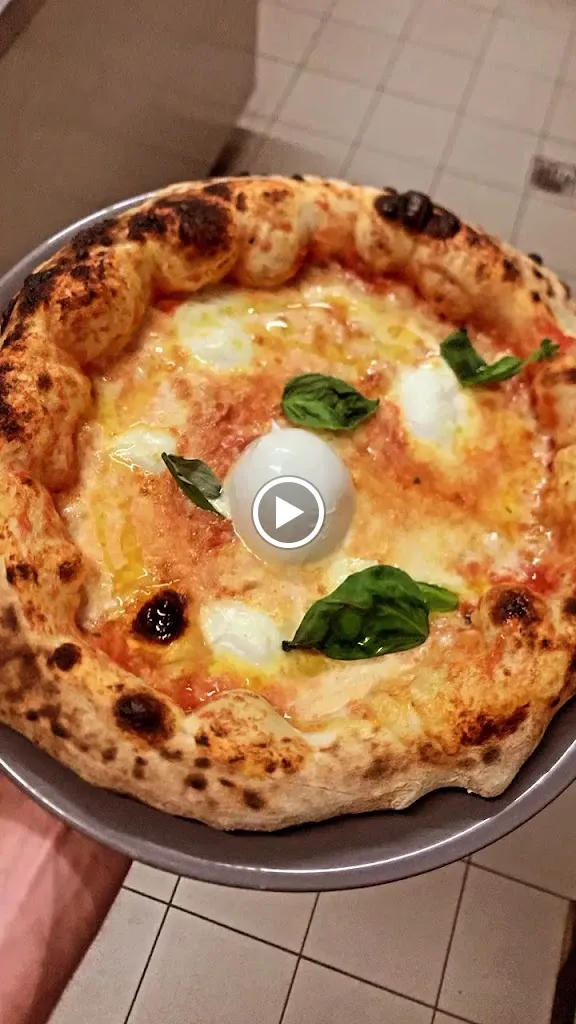 Pizzeria Vecchia Napoli Fabro_Fabro_slider_image_2