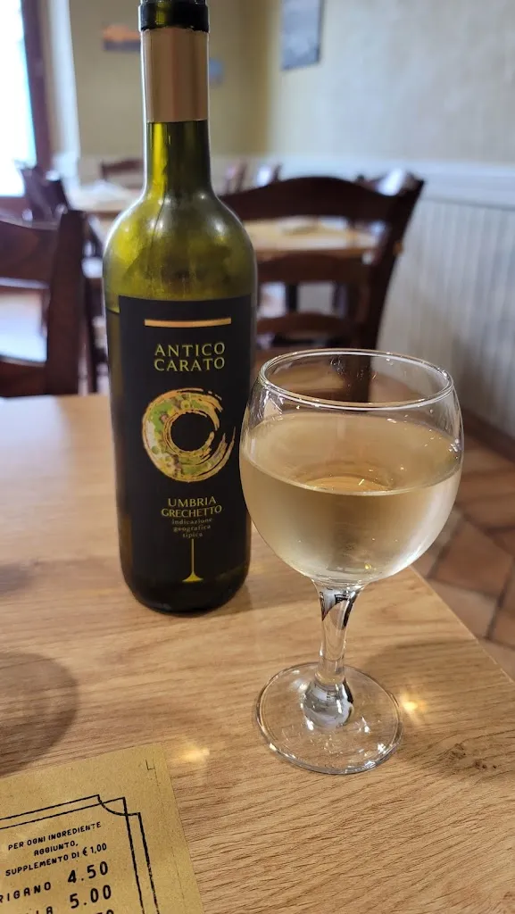 Debbie Dexter_Trattoria Pizzeria Mennula_Fabro_review