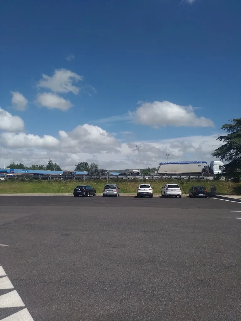 FINI GRILL...Bar. Ristorante...market...tabacchi.. restaurant in Fabro Scalo