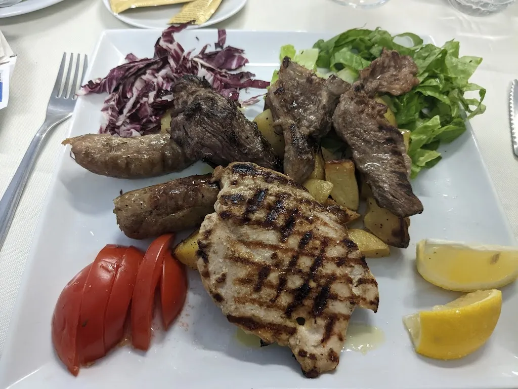 Anthony McDonald_La Fonte_Fratta Todina_review