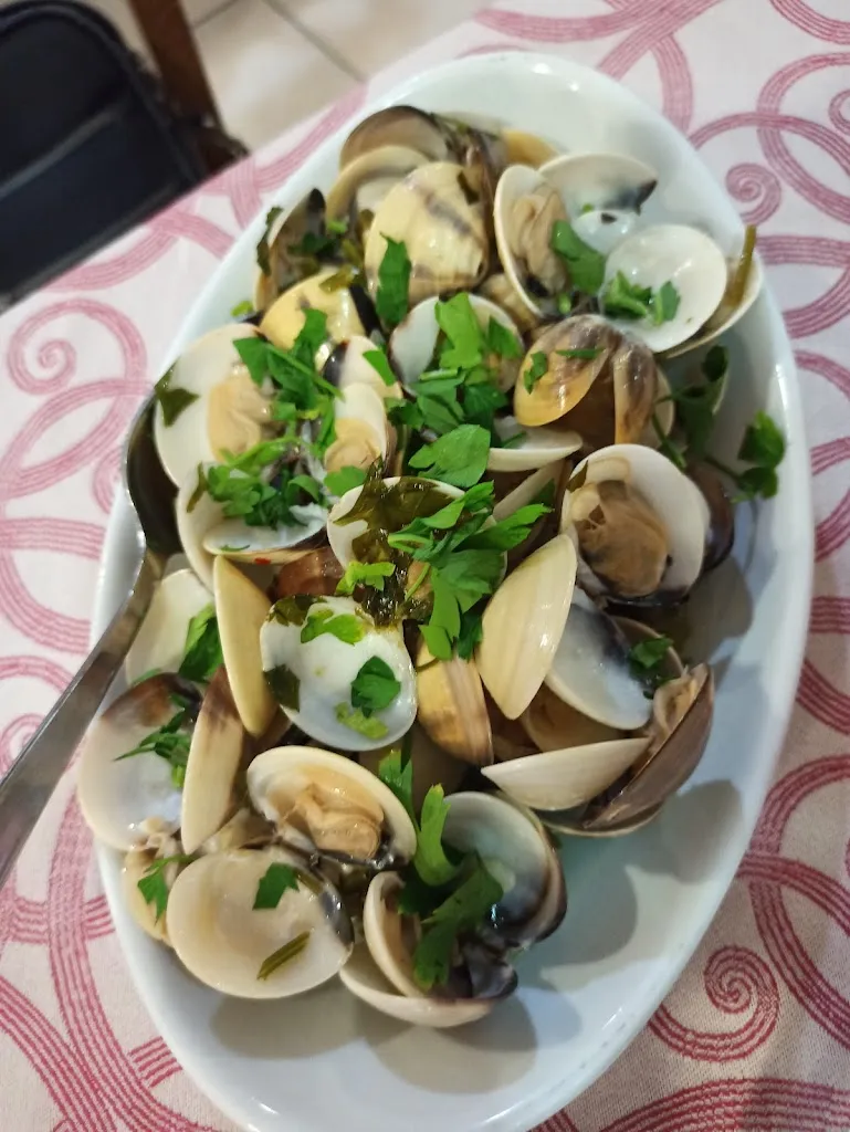 Ristorante trattoria La Conchiglia_Fossato di Vico_slider_image_3