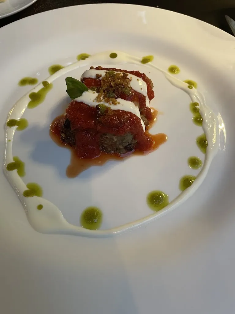 Duygu Seven_Hosteria 