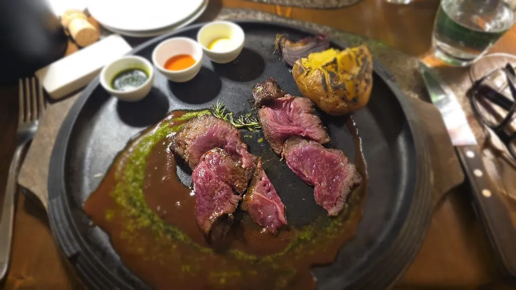 Zsolt Balogh_Hosteria 