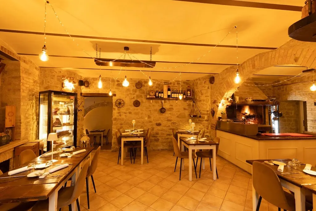 Hosteria "Il Grottino" restaurant in Gualdo Cattaneo