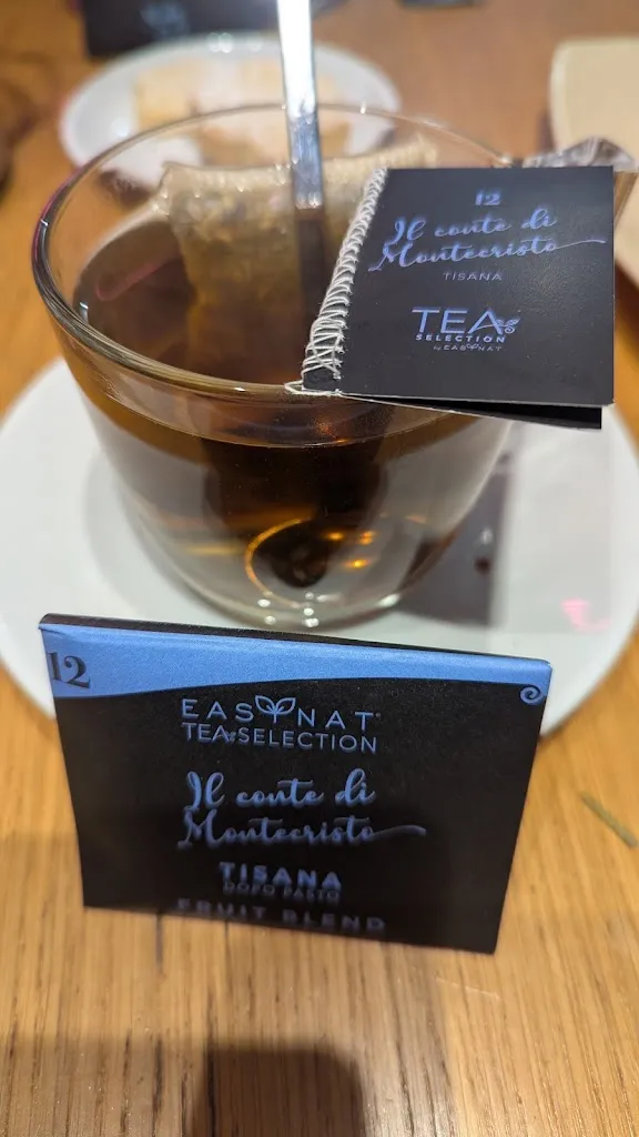 Alice Moroni_VBar_Guardea_review