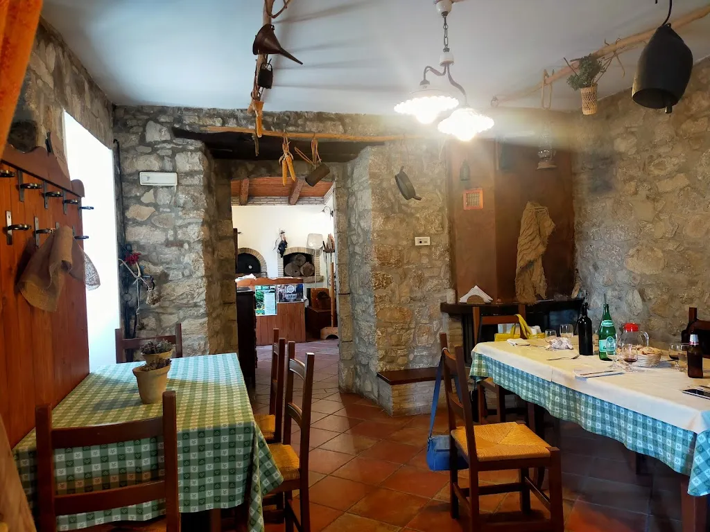 Agriturismo Masseria Monte Preisi restaurant in Orsara di Puglia