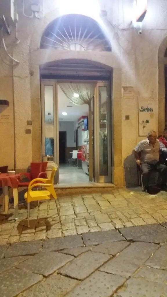 Bar Ungaro restaurant in Orsara di Puglia