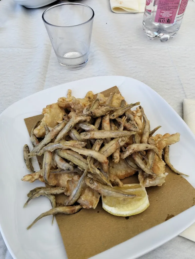 The Elvetico_Spiaggia Caloni_Magione_review