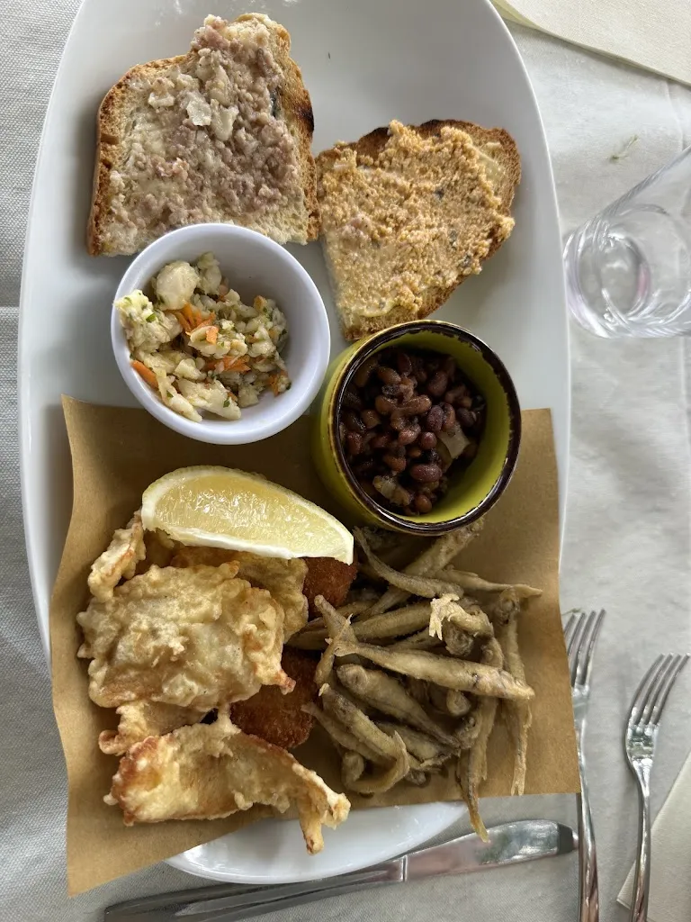 Federico De Biasi_Spiaggia Caloni_Magione_review