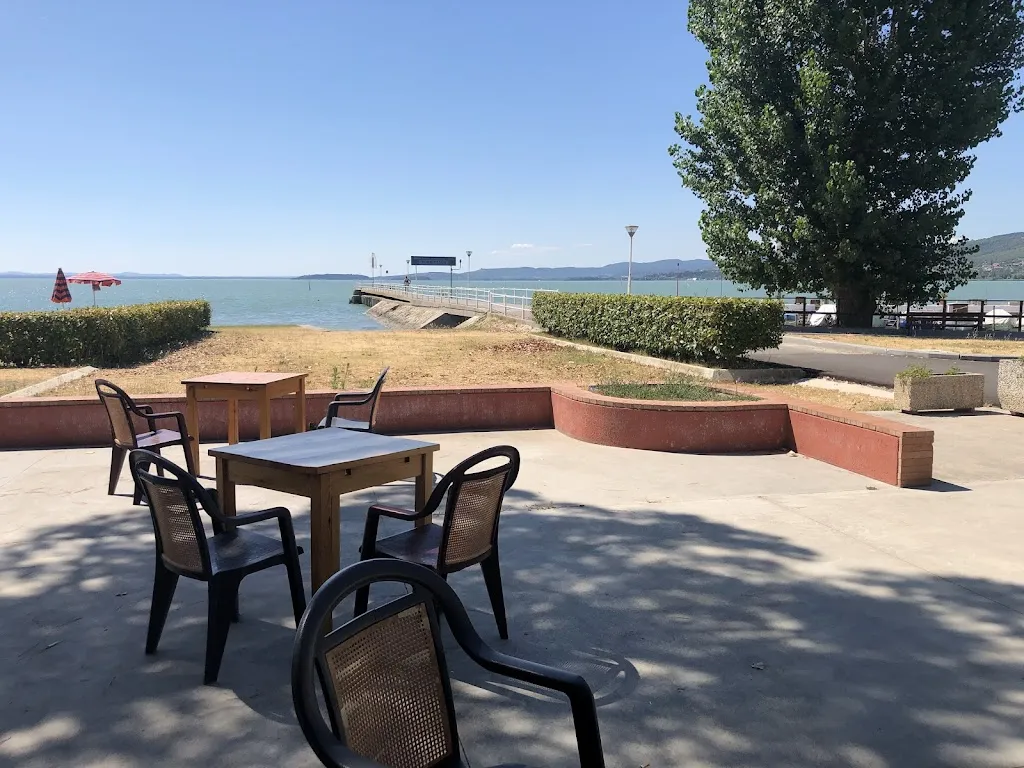 Ristorante Il Pontile_Magione_slider_image_1